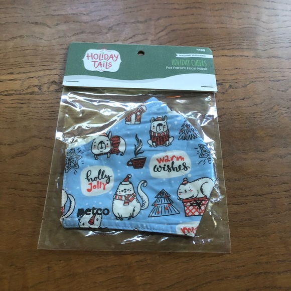 Holiday cheer face mask - Picture 1 of 3